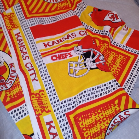 Classic 1990's Kansas City Chiefs Fabric 13feet long 10feet wide... - Picture 2 of 9
